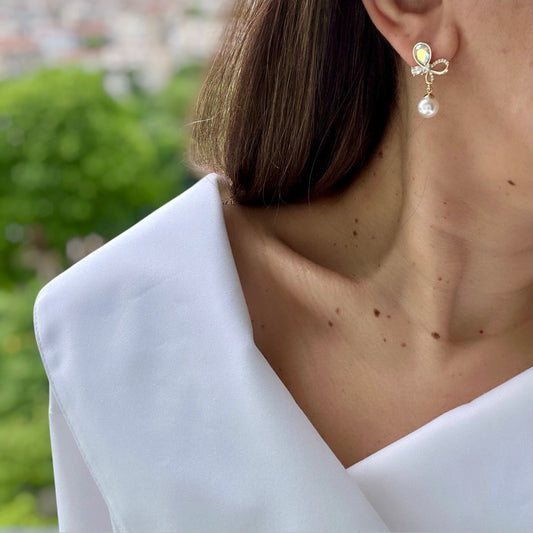 Bowi 14k Rengi Rodyum Kaplama Küpe