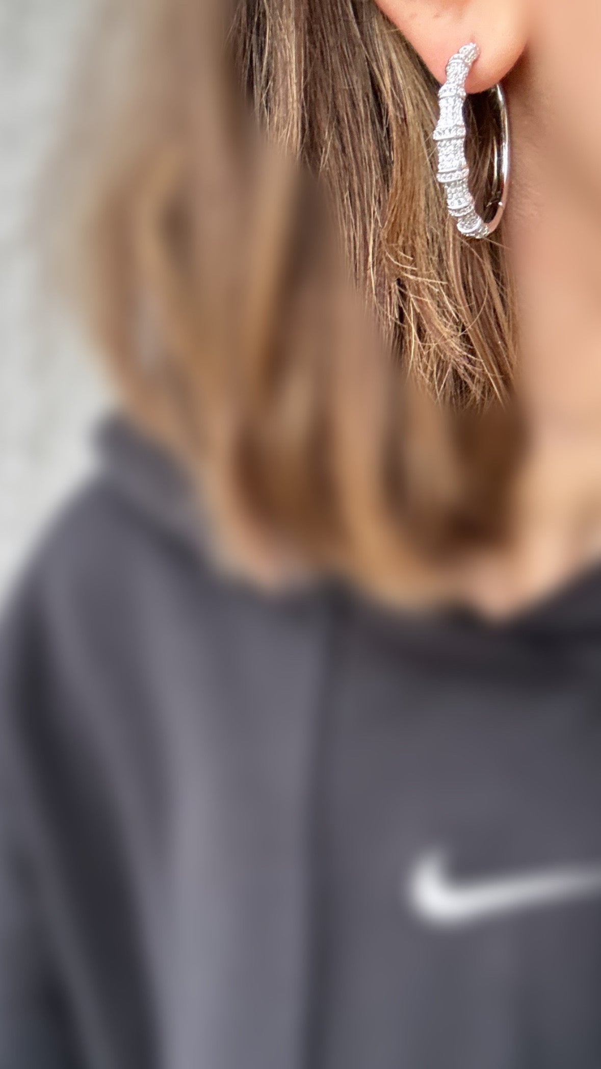 Fellis Gümüş Rengi Rodyum Kaplama Halka Küpe