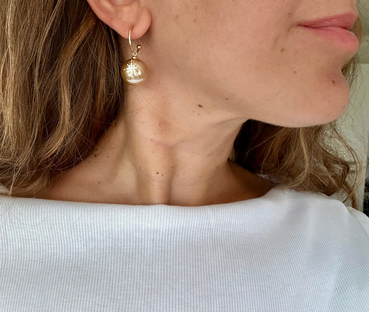 Lustrous Pearl Sallantılı Küpe