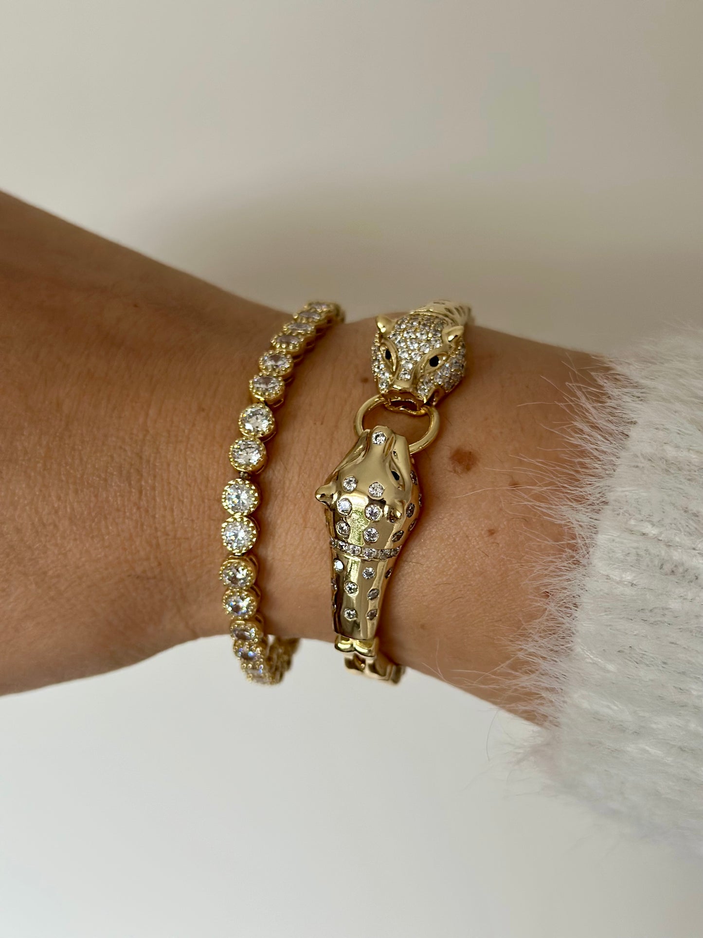Diva 14k Rhodium Plated Bracelet