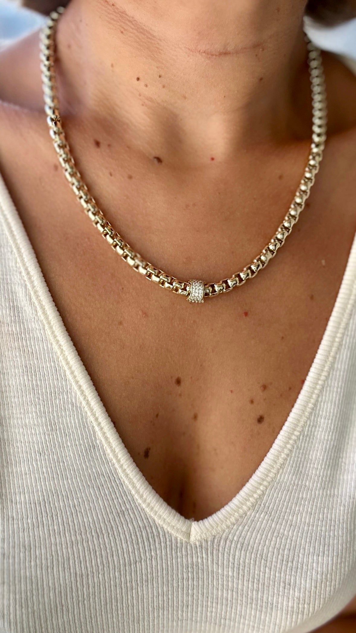 Floris 14k Rengi Rodyum Kaplama Kolye