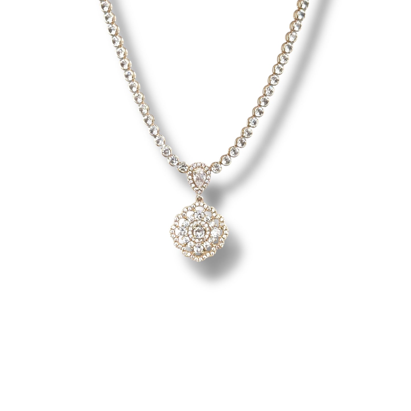 Fenvy 14k Rhodium Plated Necklace