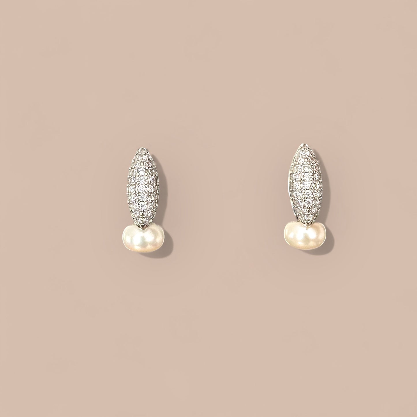 Lina Pearl Dangle Earrings
