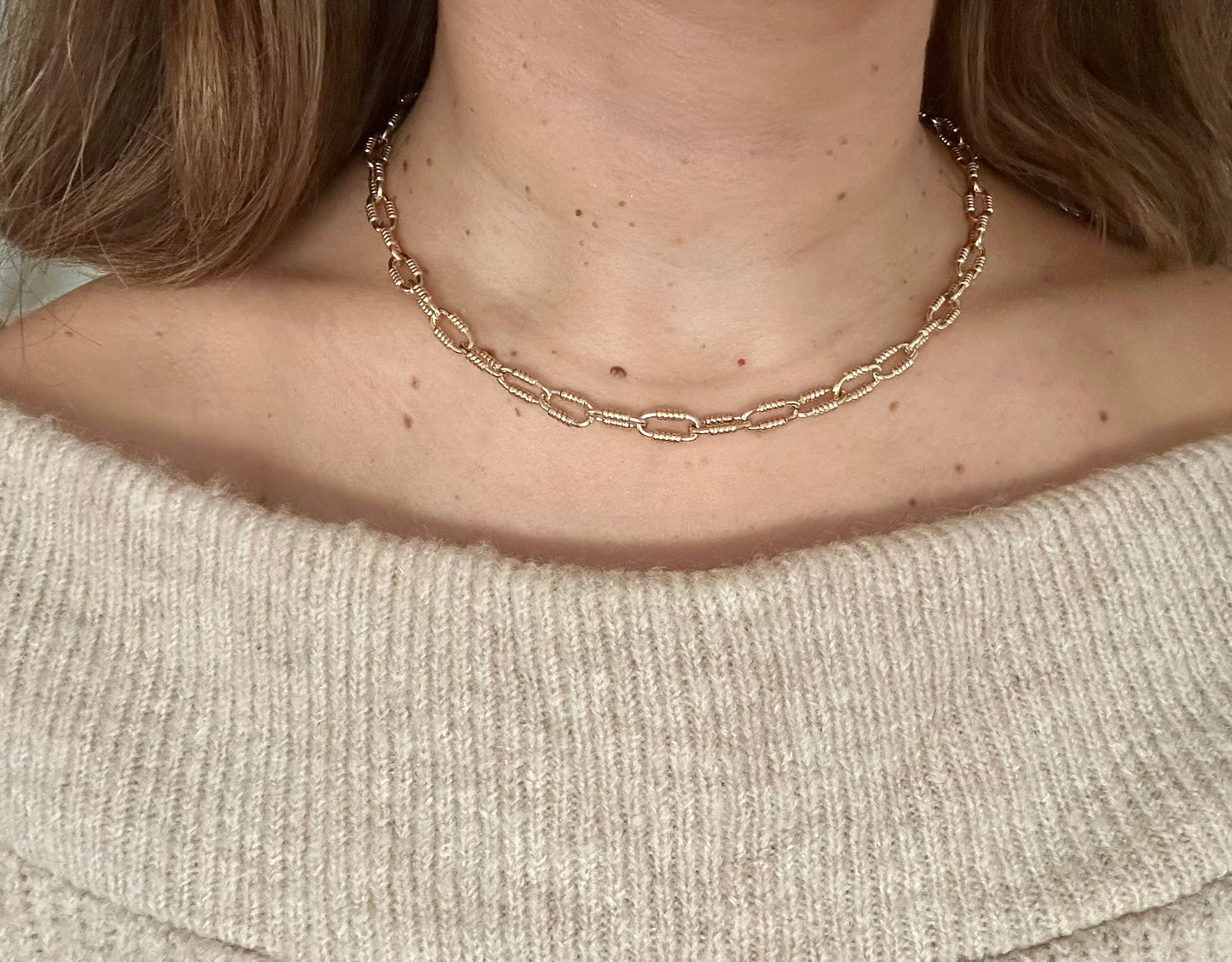 Melly 14k Rhodium Plated Necklace