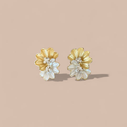 Desire Beyaz 14k Rengi Rodyum Kaplama Küpe