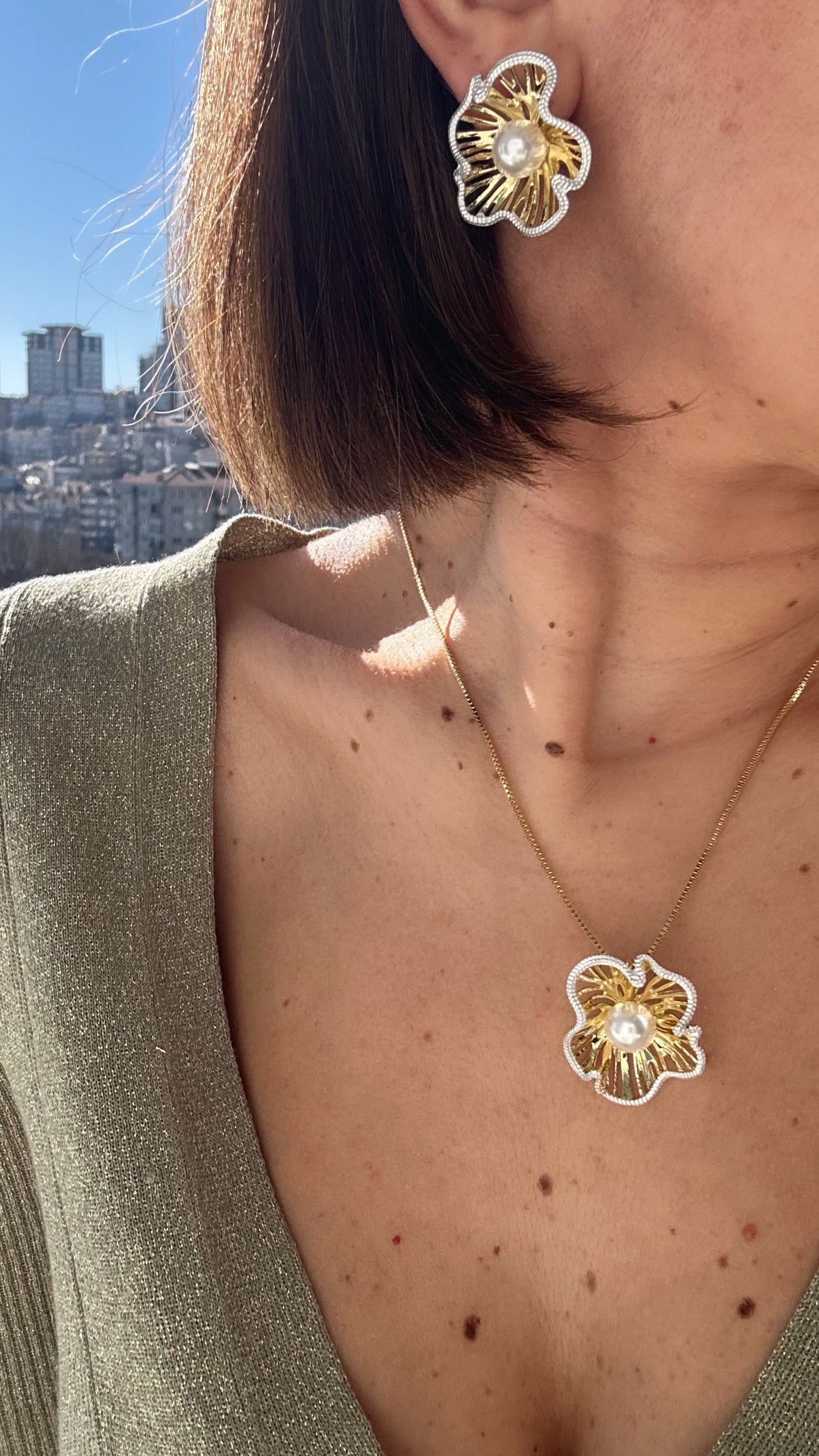 Calithra 14k Rengi Rodyum Kaplama Küpe