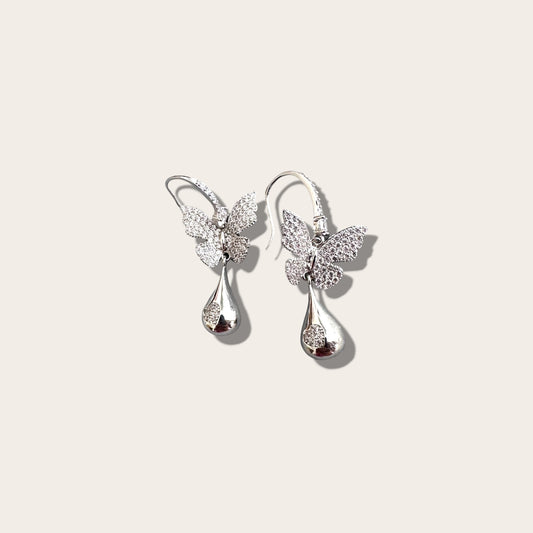 Butterfly Tear Taşlı Sallantılı Küpe