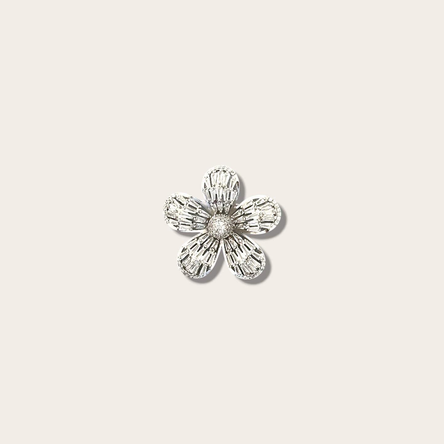 Flower Gümüş Rengi Broş
